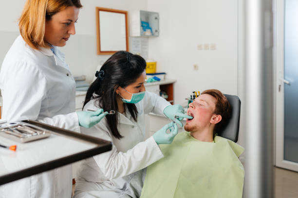 Best Tooth Infection Emergency Dentist  in Fennville, MI